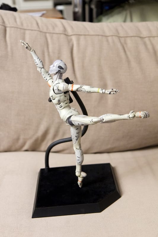 8 Best Poseable Drawing Mannequins For Artists! - Don Corgi