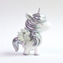 Designer Toy - Pewter Wings Unicorn (2017) Designer Toy - Pewter Wings Unicorn (2017)