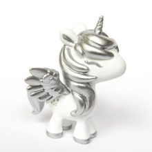 Designer Toy - Unicorn Silver Wings v2 (2018) Designer Toy - Unicorn Silver Wings v2 (2018)