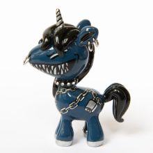 Designer Toy - Goth Lock Unicorn (2018) Designer Toy - Goth Lock Unicorn (2018)