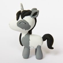 Designer Toy - Panda Unicorn (2018) Designer Toy - Panda Unicorn (2018)